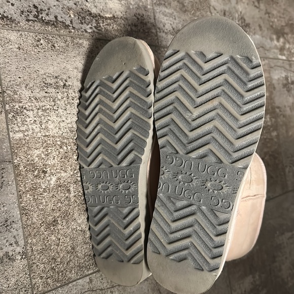 Pink Ugg Boots - Picture 3 of 5